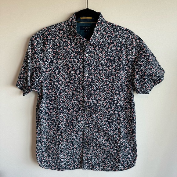 Ted Baker London Flower Short Sleeve Button Down Shirt Size 4 Large - Picture 1 of 5